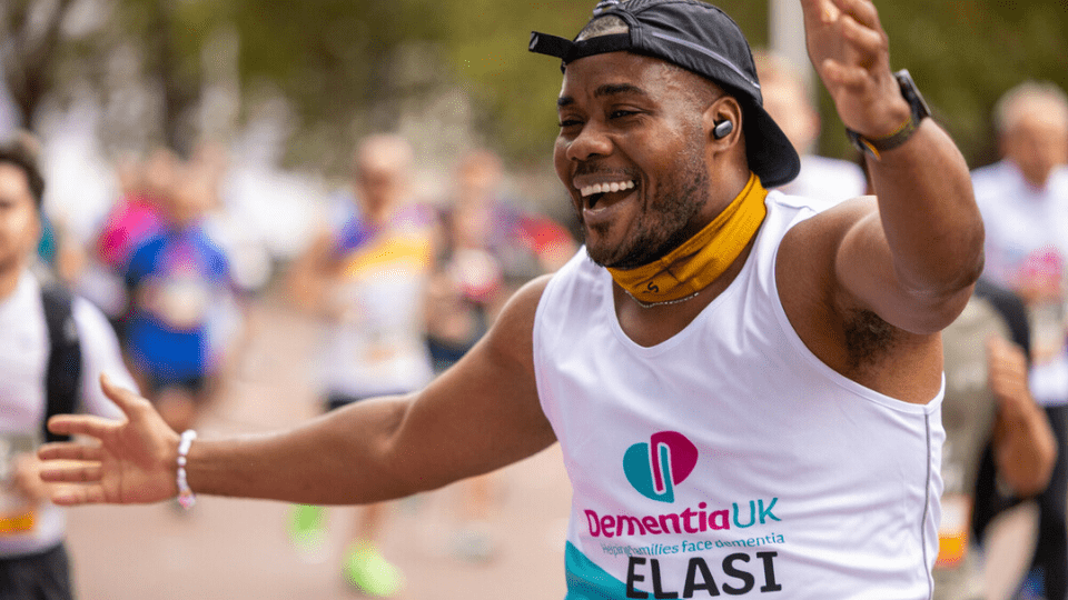 Elasi, running for Dementia UK