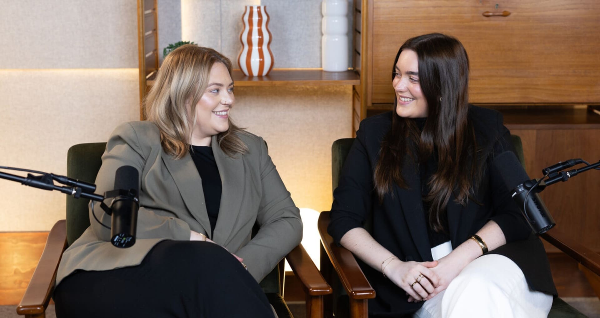 Sibling storytellers Chloe and Amy Lambert talk about caring for their Mum who died with Young onset dementia.