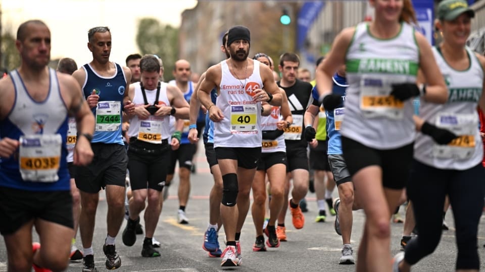 participants at the startline of dublin marathon